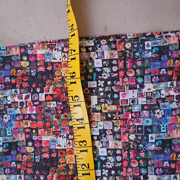 Lisette multi colored mini skirt - Picture 5 of 6